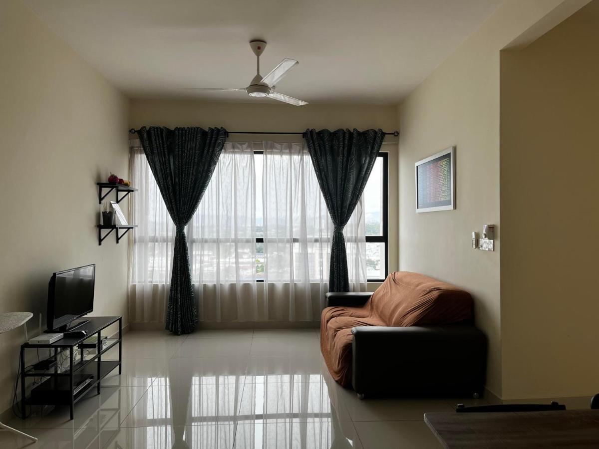 Casa Rv Homestay Mkh Boulevard Каджанг Экстерьер фото